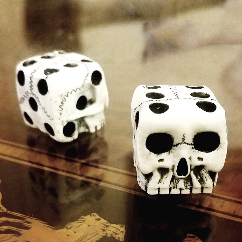 Cadılar bayramı beyaz kafatası - Party Games No Equipment incelemesi ve fiyatı